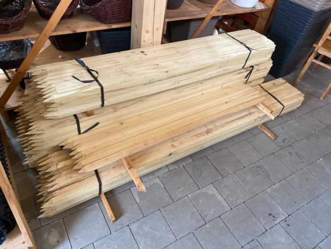 agátové koly k rajčinám a zelenine Trnava